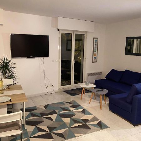 Appartement Studio Sanary Centre Екстер'єр фото